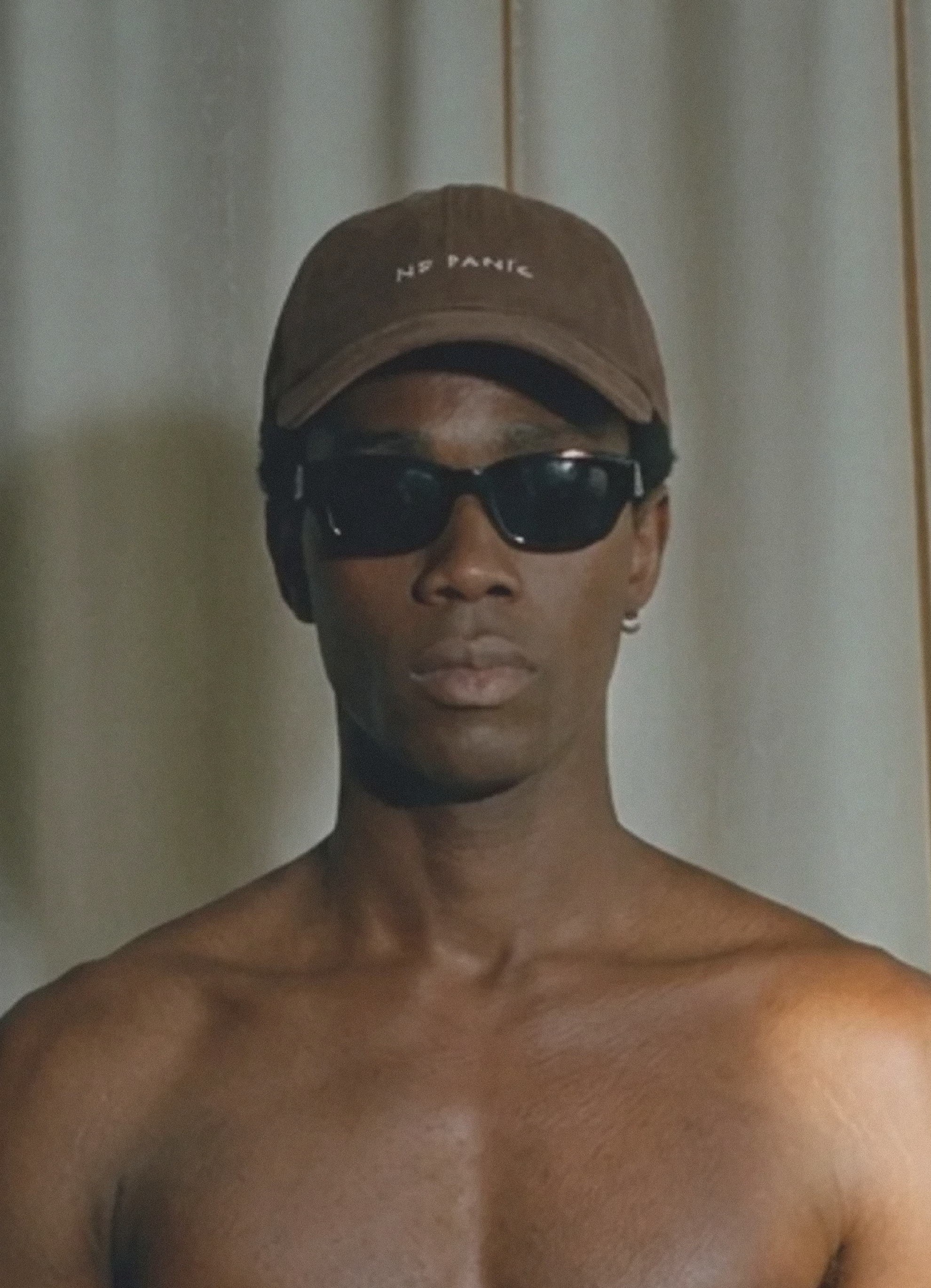 NO PANIC CAP BROWN